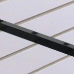 Brazo recto negro slatwall